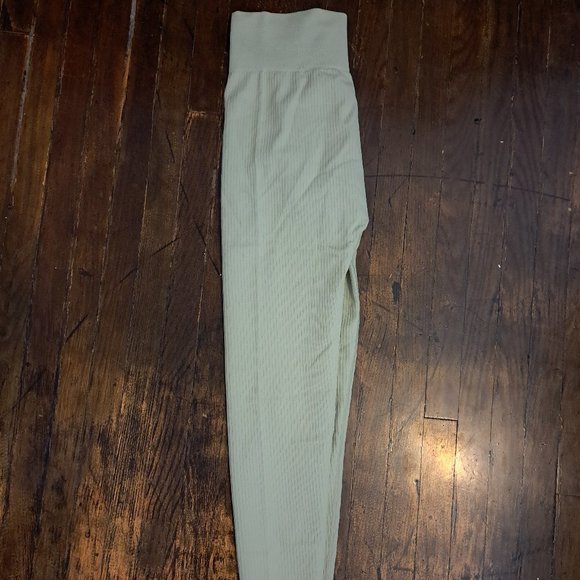 H&M high waisted sport leggings size medium - Picture 5 of 5